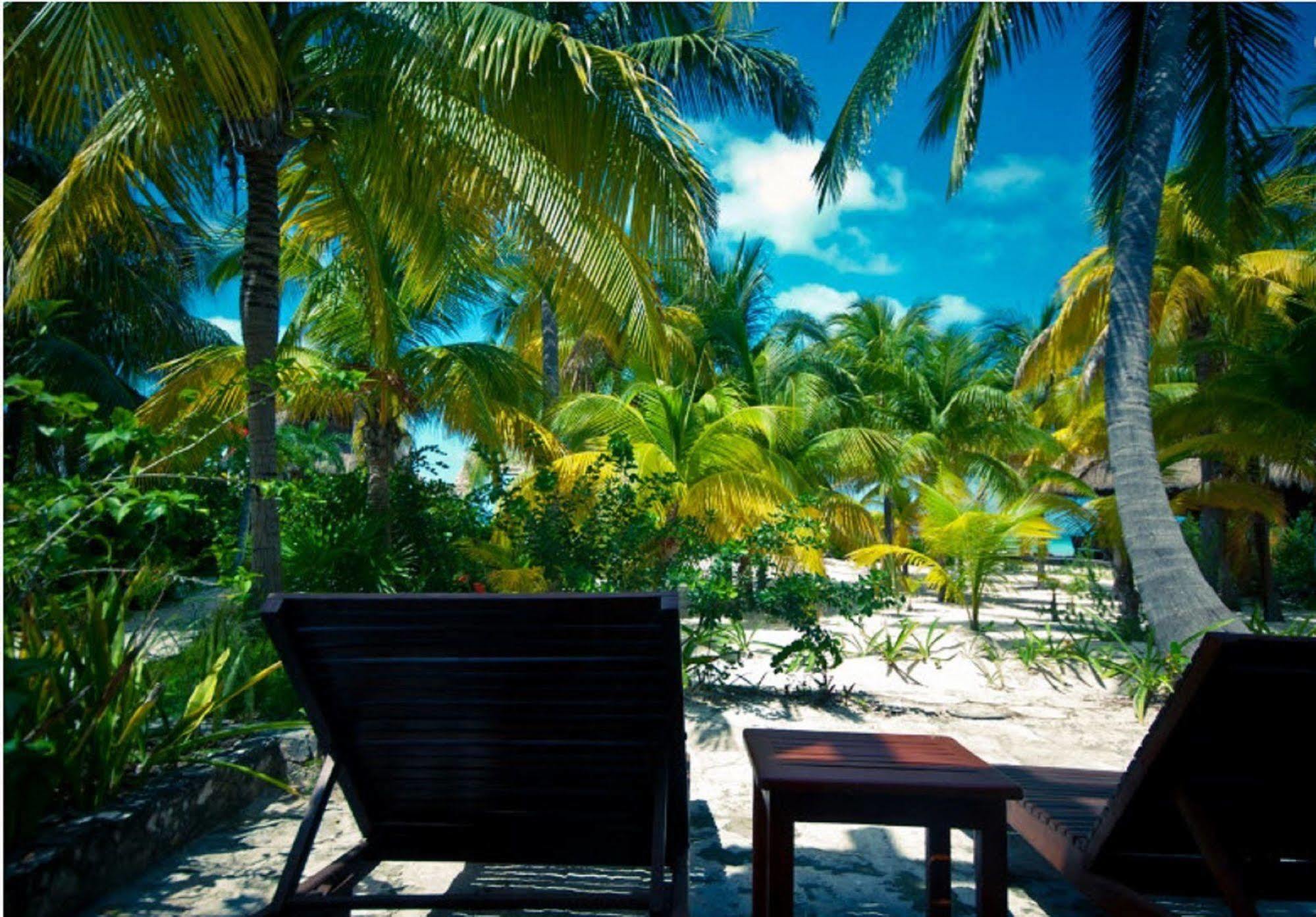 Na Balam Beach Hotel&Spa Isla Mujeres Exterior foto